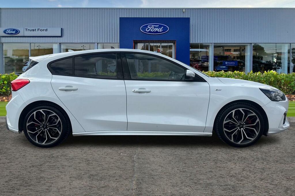 Ford Focus 1.0 Ecoboost 125 St-line X White #3