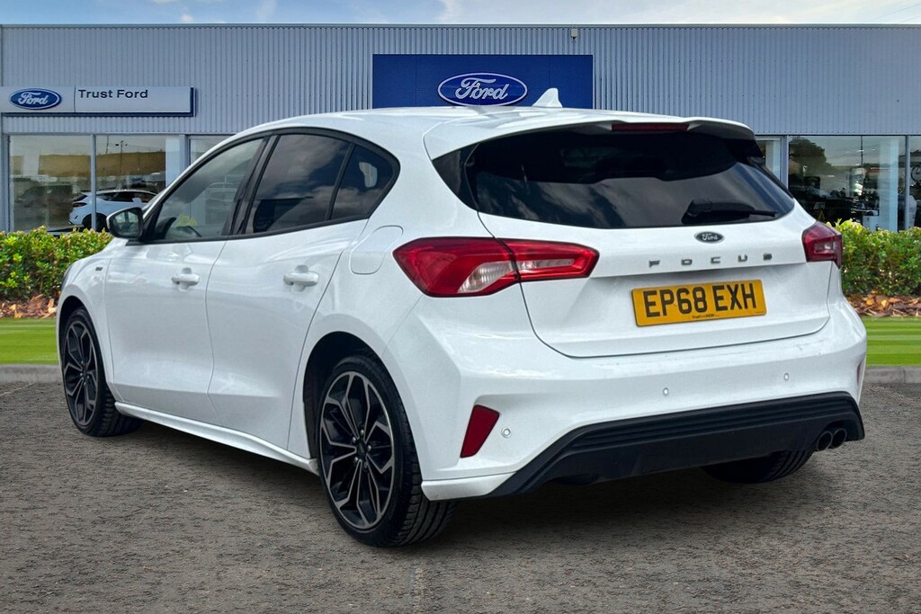 Ford Focus 1.0 Ecoboost 125 St-line X White #2