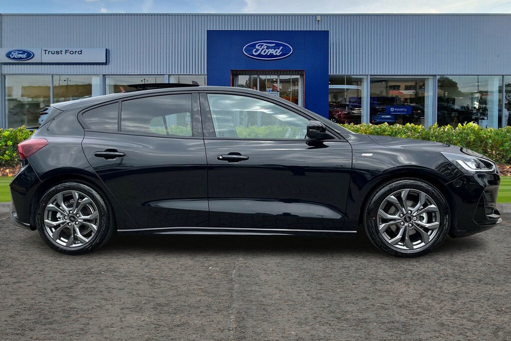 Ford Focus 1.0T Ecoboost Mhev St-line Hatchback Hy Black #3