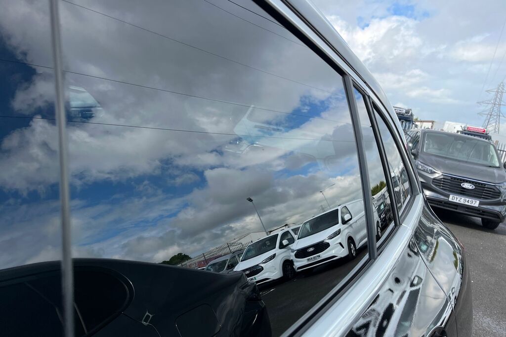 Mercedes-Benz EQA Eqa 350 4M 215Kw Amg Line Premium 66.5Kwh Black #25