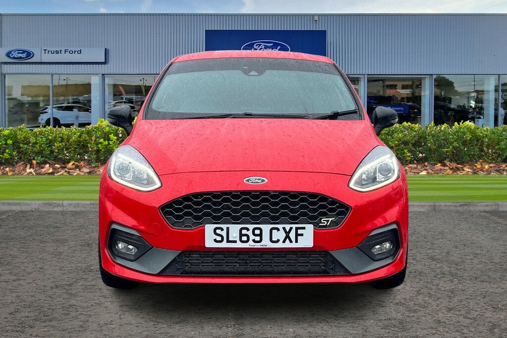 Ford Fiesta 1.5 Tdci 120 Titanium 5Dr, Under 36800 Miles, 3 Se Red #6