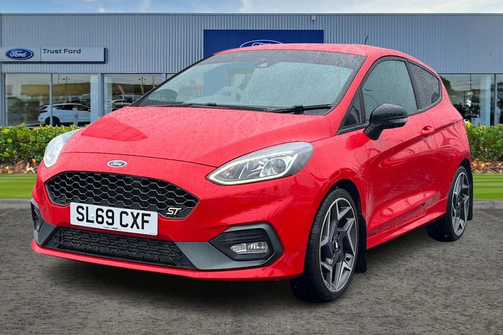 Ford Fiesta 1.5 Tdci 120 Titanium 5Dr, Under 36800 Miles, 3 Se Red #5