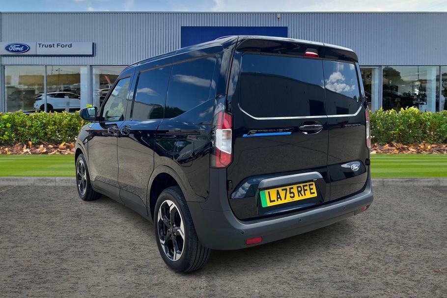Ford Transit Courier Limited 43Kwh 136Ps Black #2