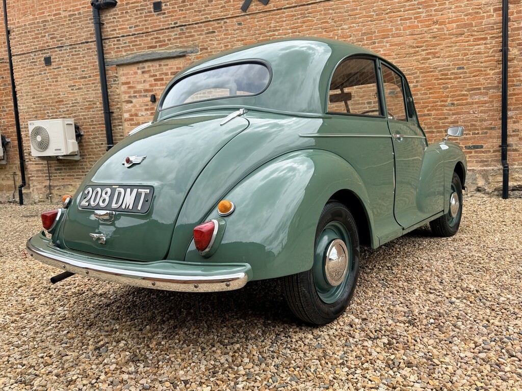 Morris Minor Saloon  Green #3