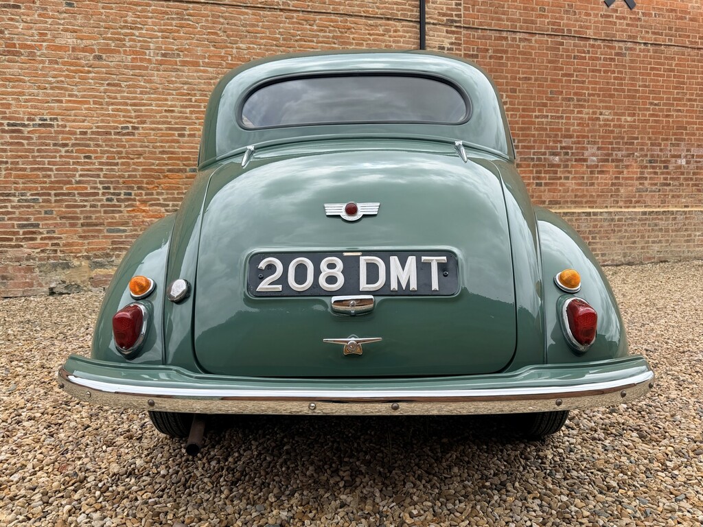 Morris Minor Saloon  Green #4
