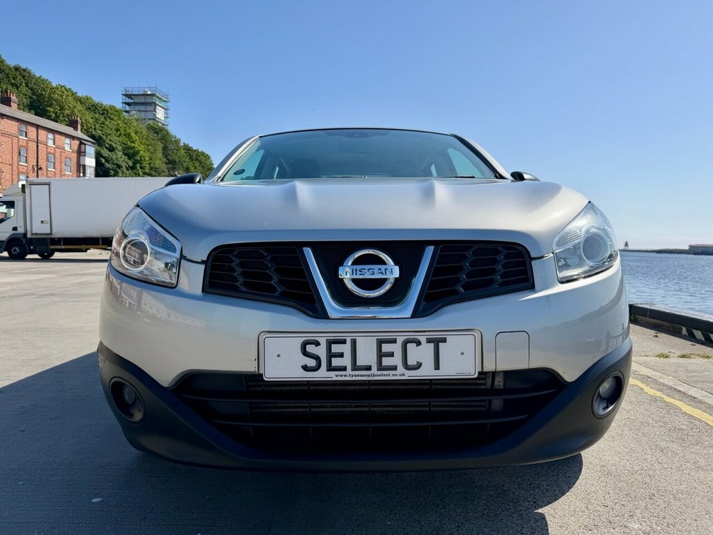 Nissan Qashqai 1.6 Acenta Red #21