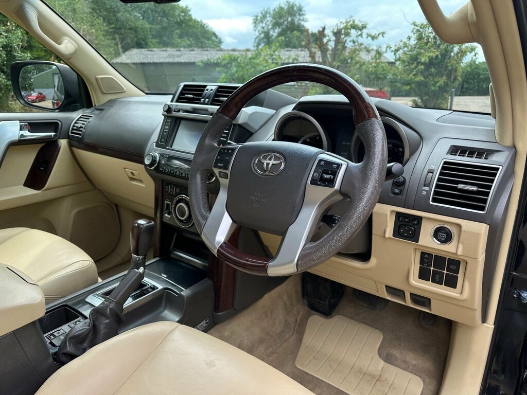 Toyota Land Cruiser 3.0 D-4d Invincible 4Wd Euro 5 7 Seats Black #3