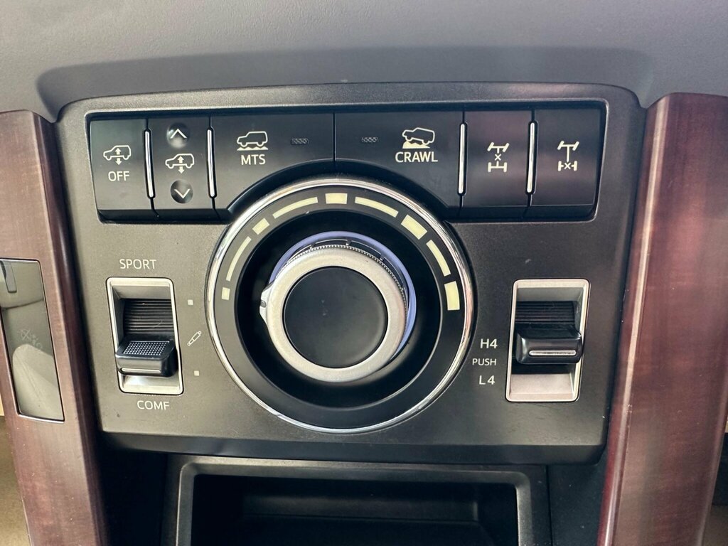 Toyota Land Cruiser D-4d Icon White #55