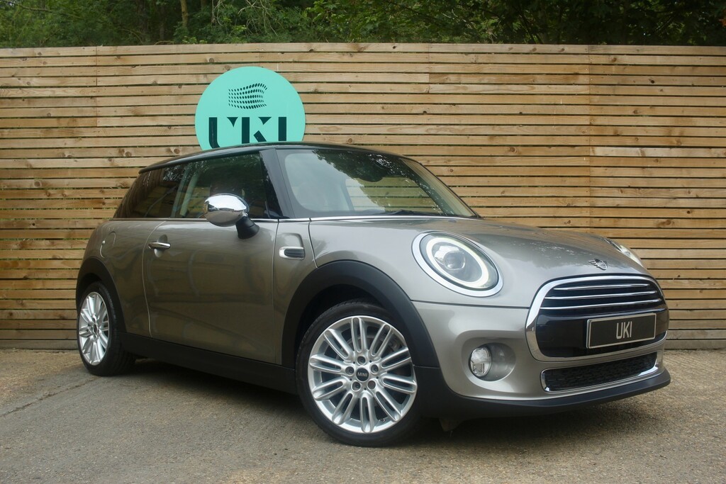 Mini Hatch 1.5 3-Door Hatch Cooper Exclusive HL19VGC Silver #4