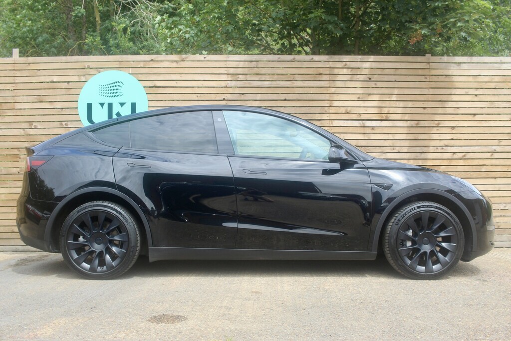 Tesla Model Y Suv Black #6