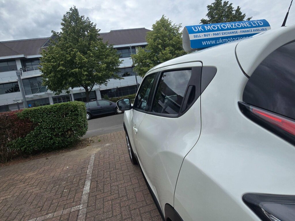 Nissan Juke 1.2 Dig-t Acenta Premium 6Spd Euro 5 Ss White #6