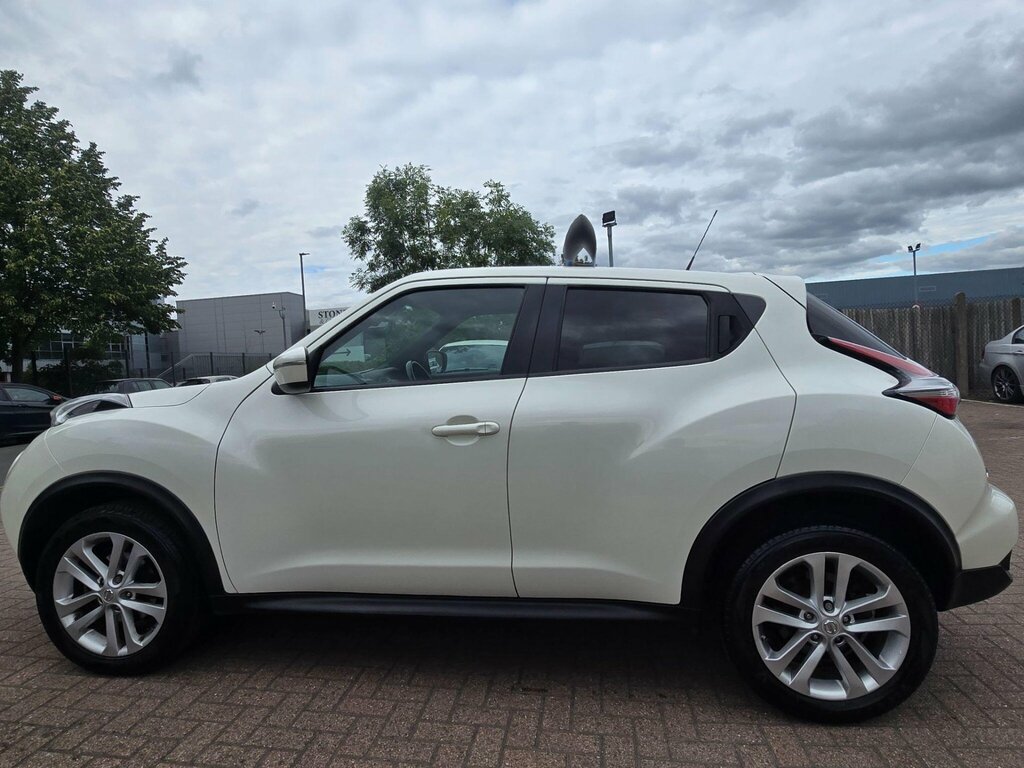 Nissan Juke 1.2 Dig-t Acenta Premium 6Spd Euro 5 Ss White #4