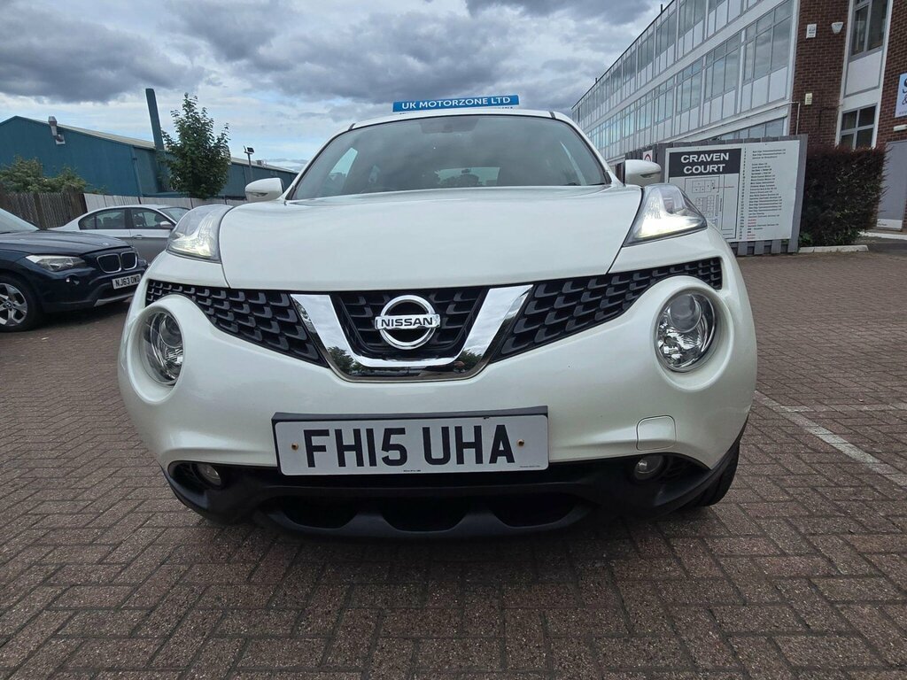Nissan Juke 1.2 Dig-t Acenta Premium 6Spd Euro 5 Ss White #2
