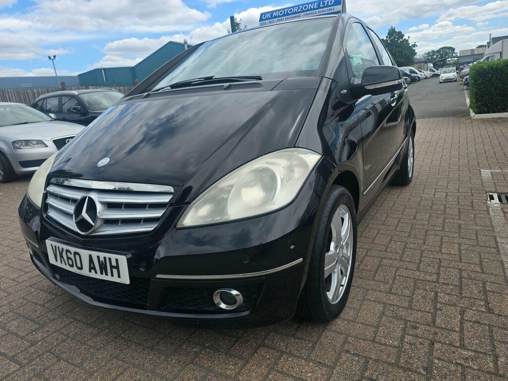 Mercedes-Benz A Class 1.5 A160 Avantgarde Se Cvt Black #3