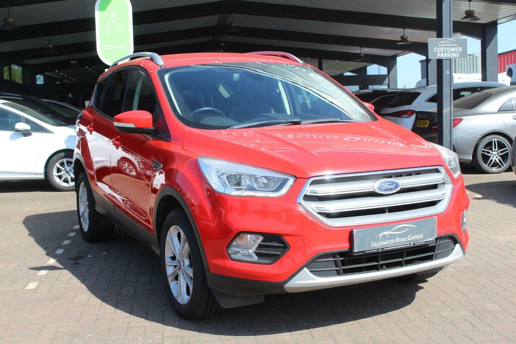Ford Kuga Suv Red