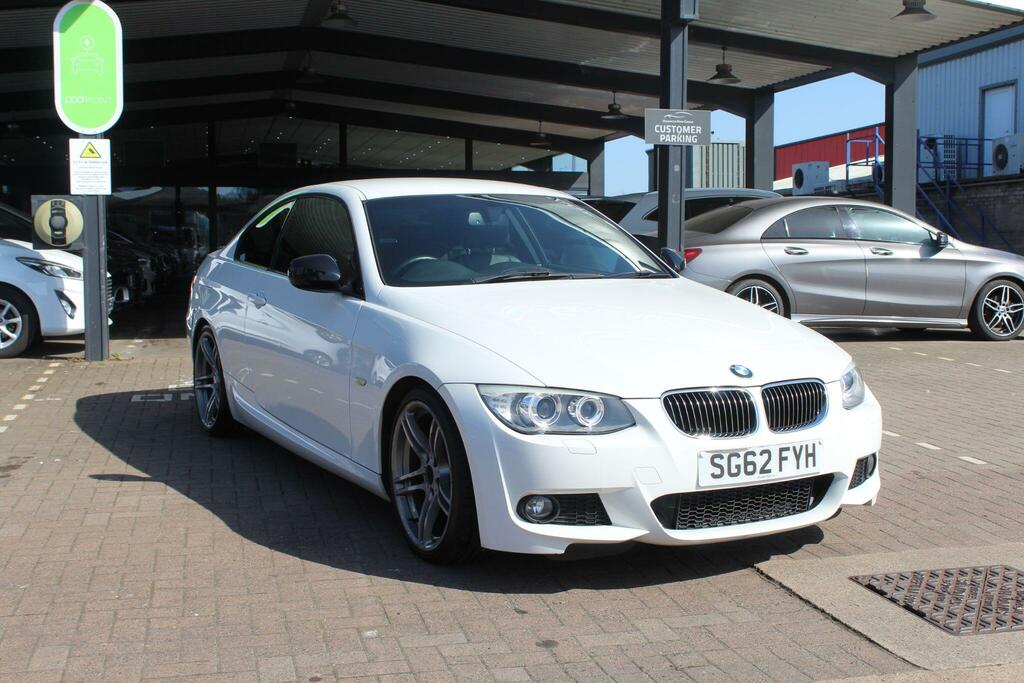 BMW 3 Series Coupe SG62FYH White