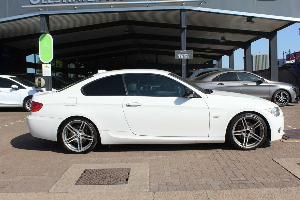 BMW 3 Series Coupe SG62FYH White #5