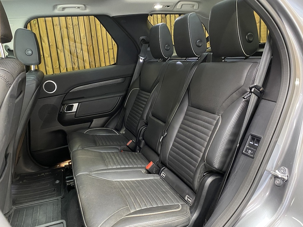 Land Rover Discovery Td V6 Hse YE17EFR Grey #5