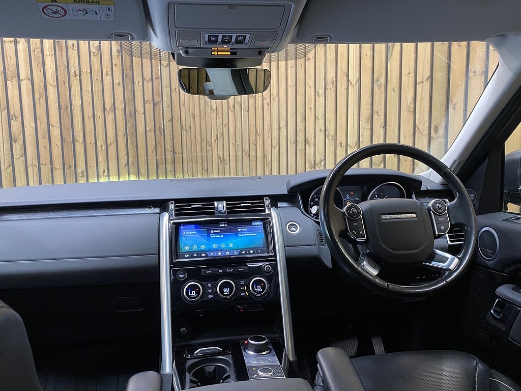 Land Rover Discovery Td V6 Hse YE17EFR Grey #3