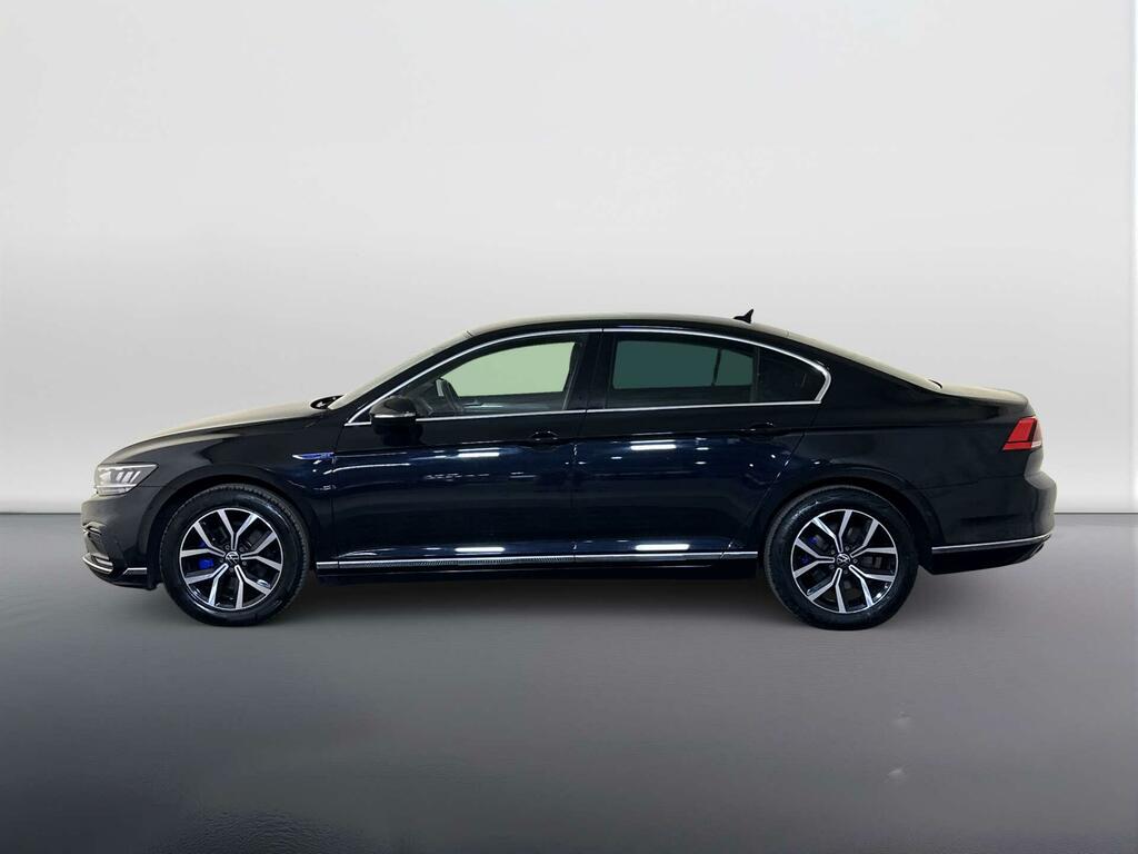Volkswagen Passat 1.4 Tsi 13Kwh Gte Saloon Plug-in Hybrid Black #5