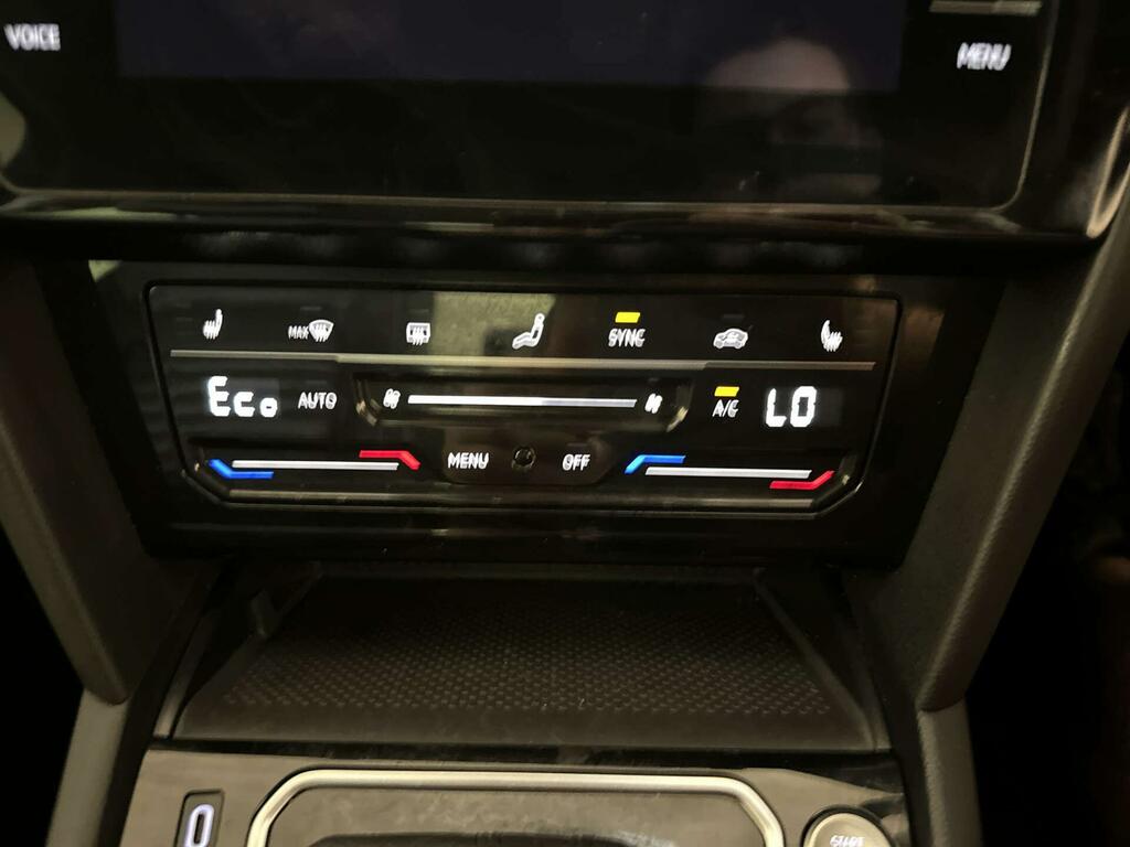 Volkswagen Passat 2.0 Tdi Evo Scr R-line Dsg Grey #23