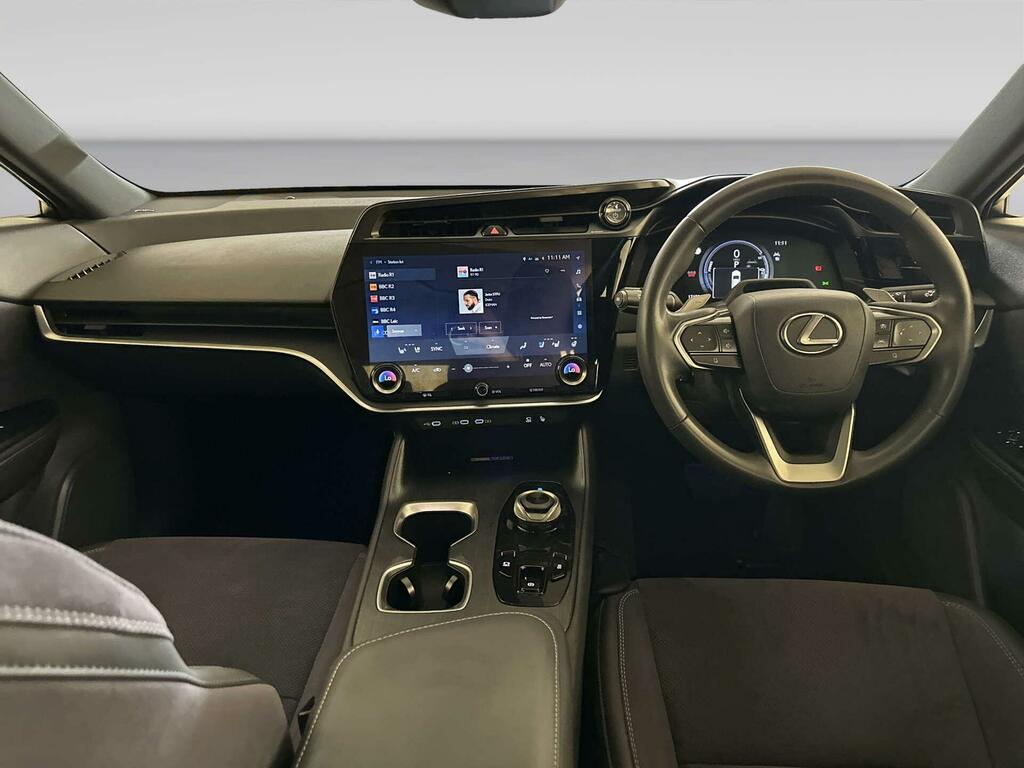 Lexus RZ 450E 71.4Kwh Takumi Suv Direct4 Black #2