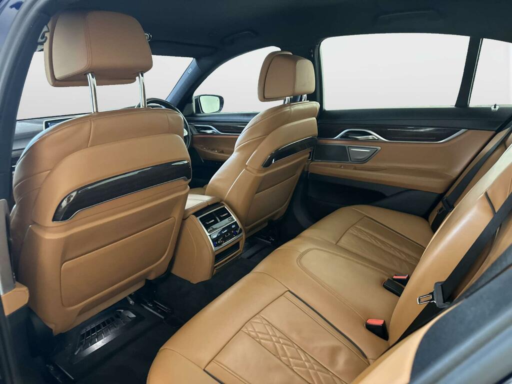 BMW 7 Series M Sport Xdrive 4Wd Grey #12