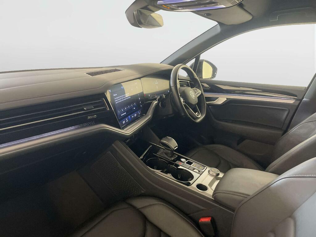 Volkswagen Touareg 3L R-line Tech Black #10