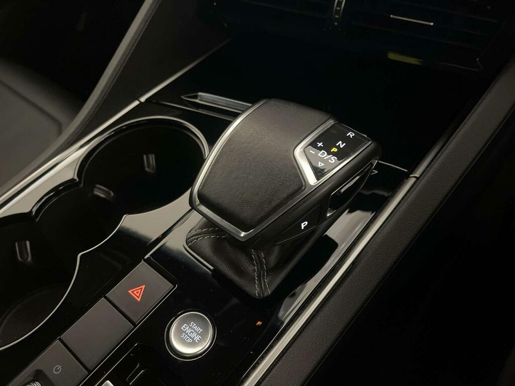 Volkswagen Touareg 3L R-line Tech Black #25