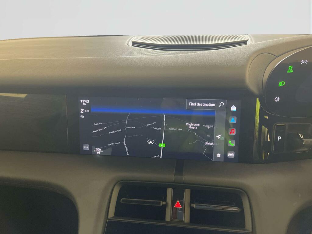 Porsche Taycan Performance Plus 93.4Kwh 4S Cross Turismo Elec Grey #20