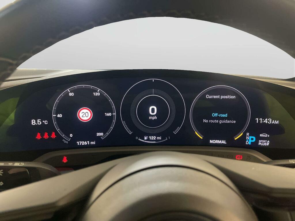 Porsche Taycan Performance Plus 93.4Kwh 4S Cross Turismo Elec Grey #16