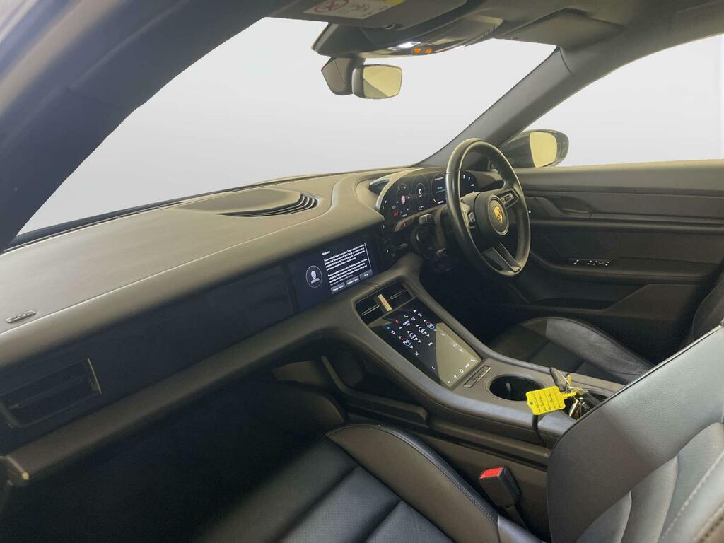 Porsche Taycan Performance Plus 93.4Kwh 4S Cross Turismo Elec Grey #10