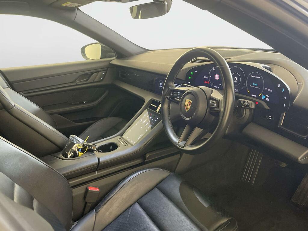 Porsche Taycan Performance Plus 93.4Kwh 4S Cross Turismo Elec Grey #13
