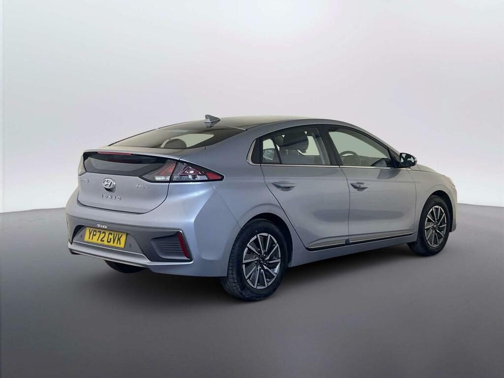 Hyundai Ioniq Premium Black #8