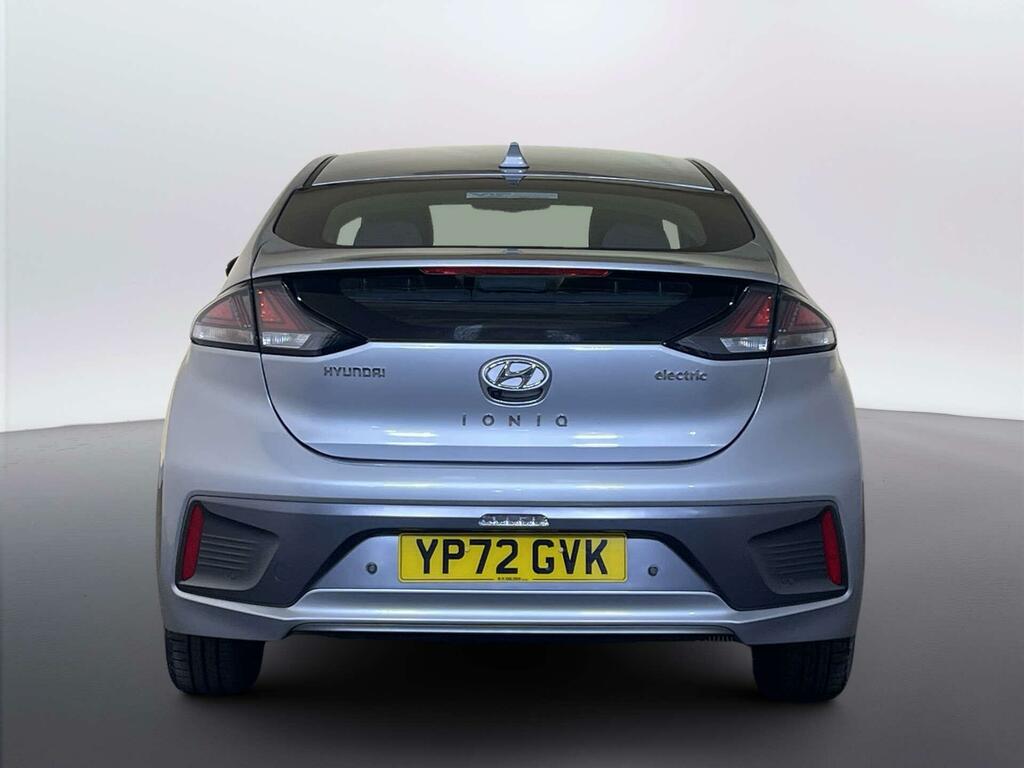Hyundai Ioniq Premium Black #7