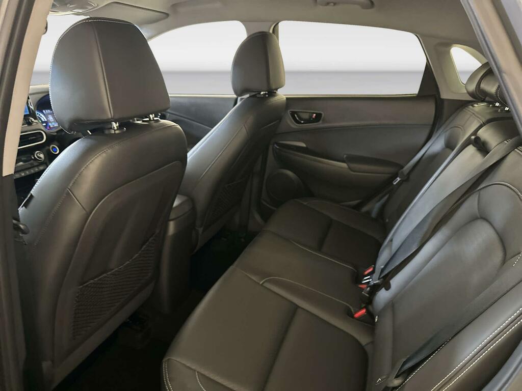 Hyundai Kona T-gdi Play White #12