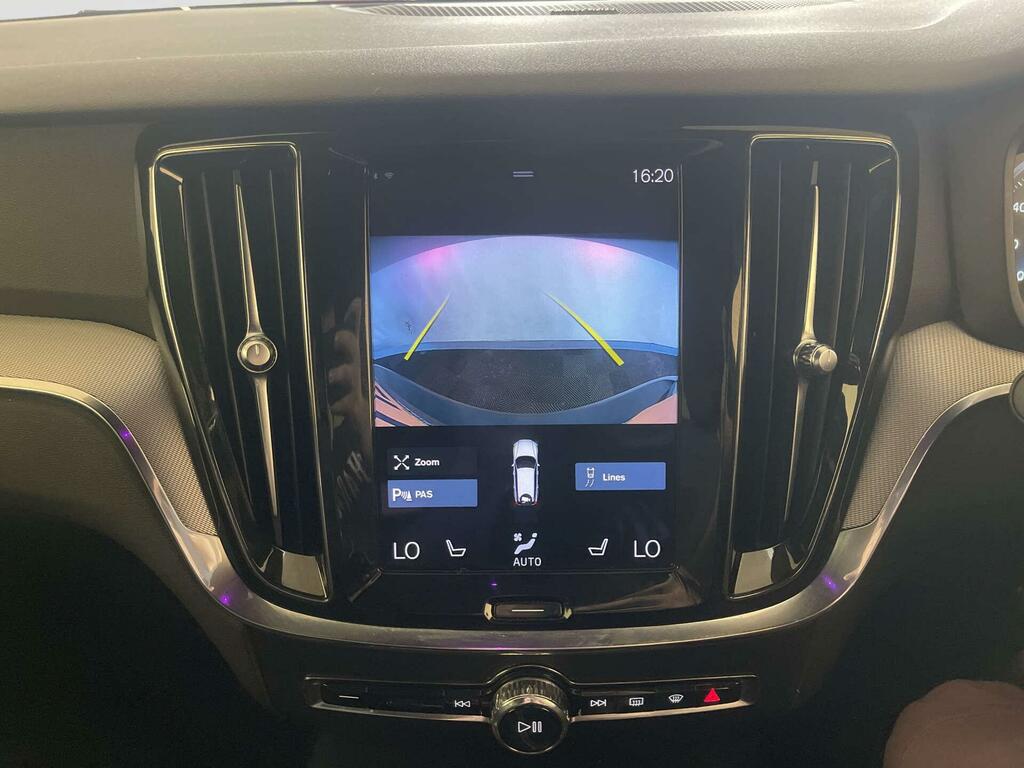 Volvo V60 V60 2.0 T6 Recharge Phev R Design Awd Est Red #23