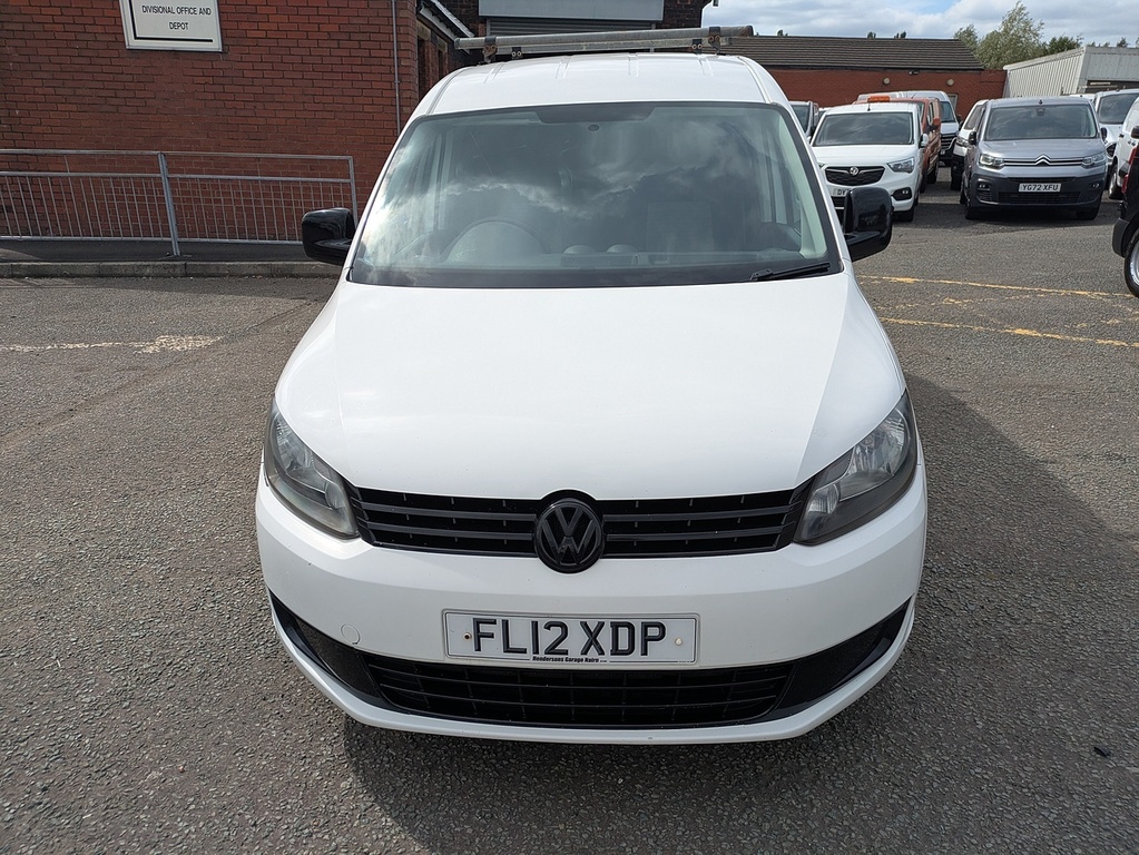 Volkswagen Caddy Maxi Tdi Bluemotion Tech C20 Maxi White #2