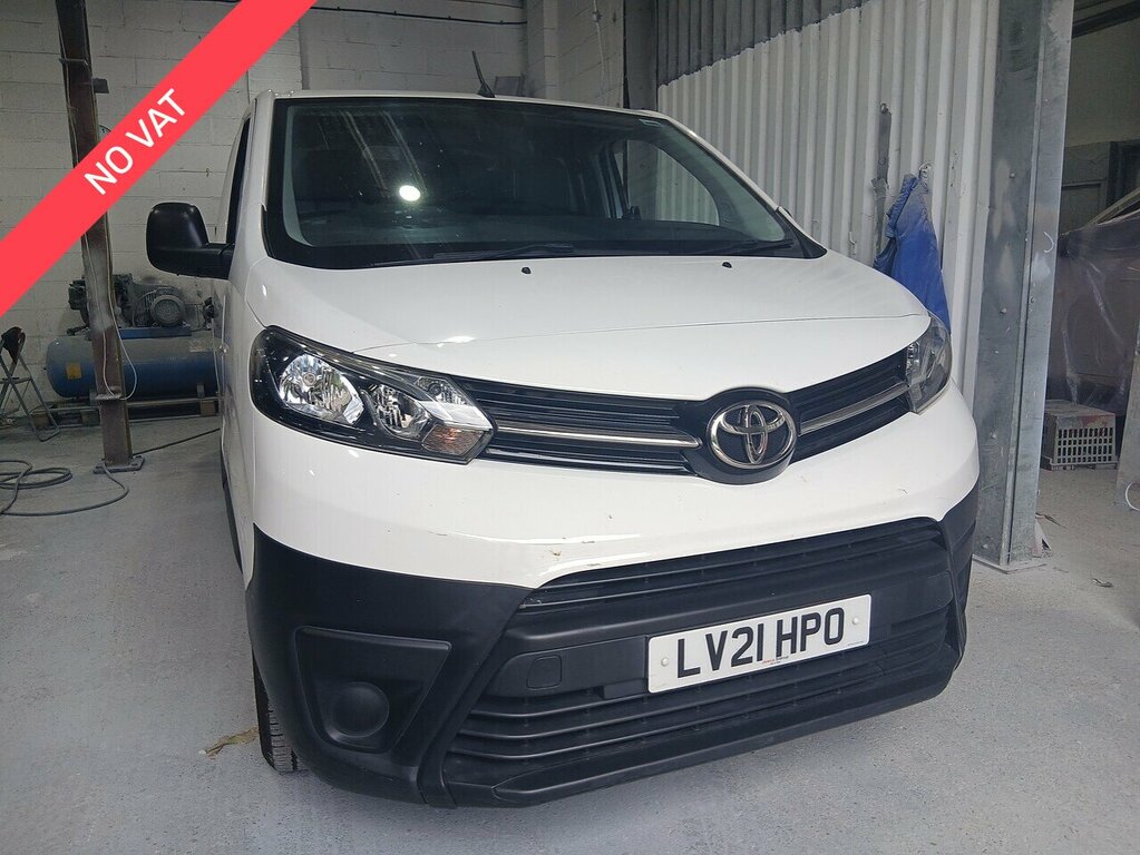 Toyota PROACE 2.0D Icon Long Panel Van 6Dr Lwb Eur White