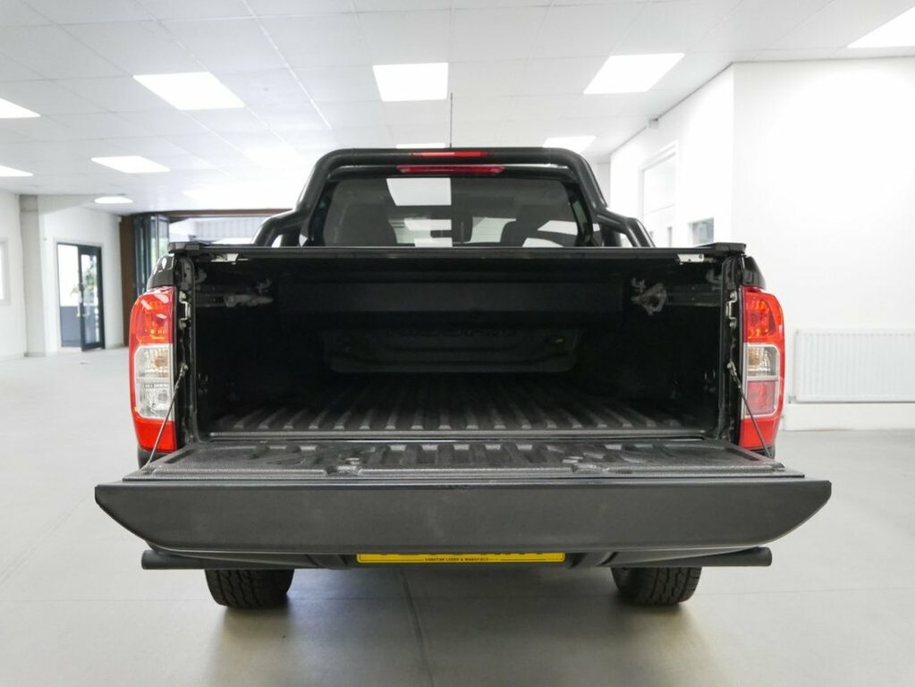 Nissan Navara 2.3L N-guard Grey #14