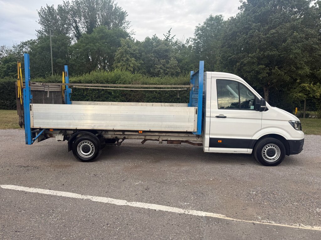 Volkswagen Crafter 2.0 Tdi Cr35 Startline Chassis Cab White #3