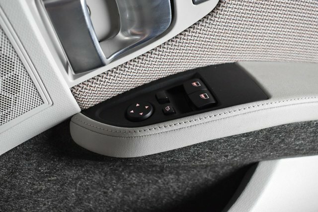 BMW i3 135Kw S 42Kwh 20In Alloy Harmon Kardon Black #17