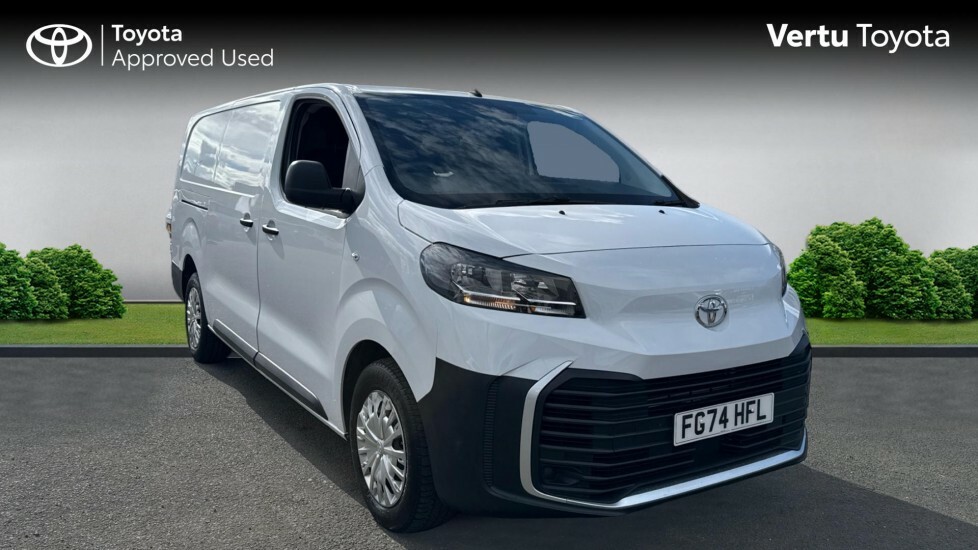 Toyota PROACE Icon White