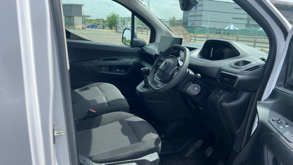 Peugeot Partner Professional White #6