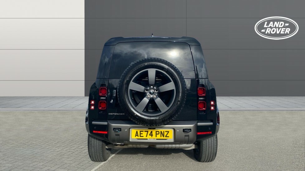 Land Rover Defender 90 X-dynamic Hse AE74PNZ Black #6