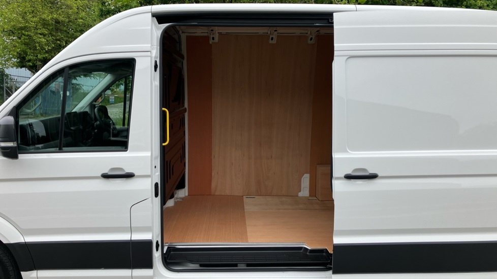 Volkswagen Crafter Commerce White #5