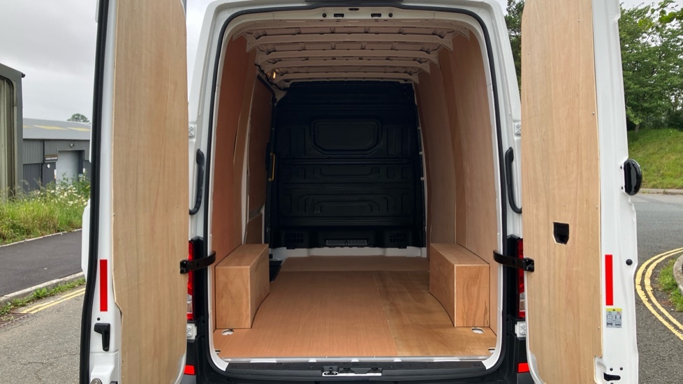 Volkswagen Crafter 2.0 Tdi 177Ps 4Motion Commerce High Roof Van Grey #12