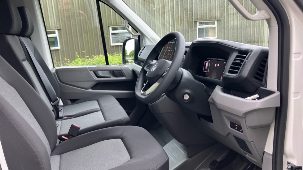 Volkswagen Crafter Commerce White #6