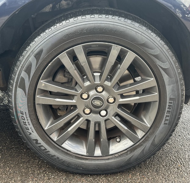 Land Rover  2016 3.0 Tdv6 255 Bhp Black #24