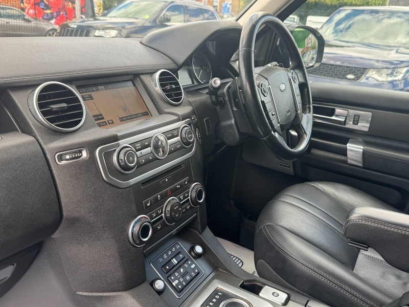 Land Rover  2016 3.0 Tdv6 255 Bhp Black #34